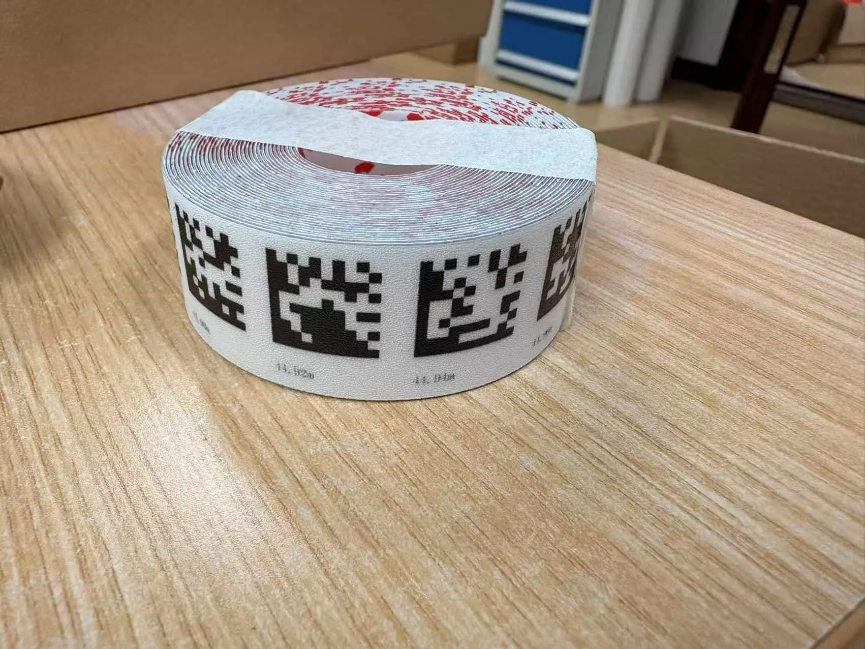 码带图片